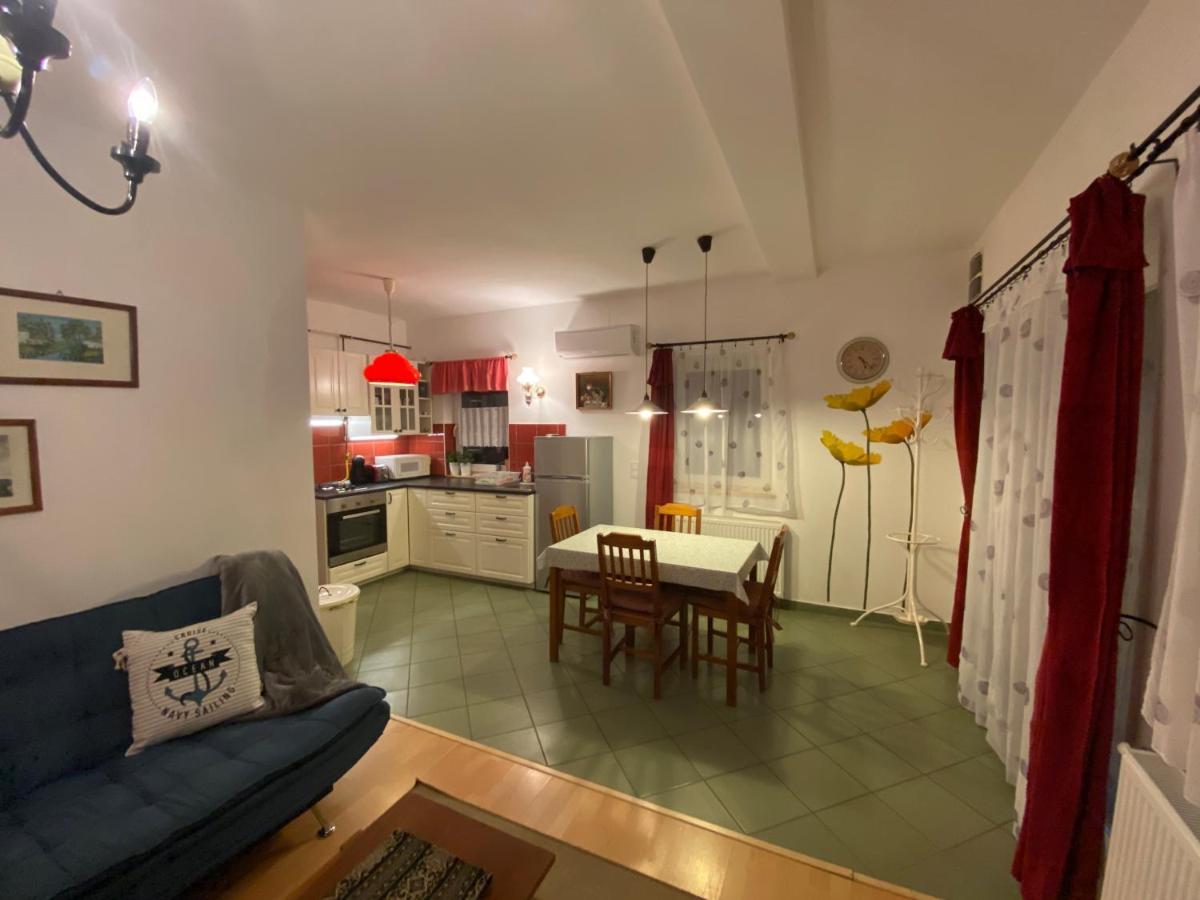 Villa Elisa ボニャルツバシュ エクステリア 写真