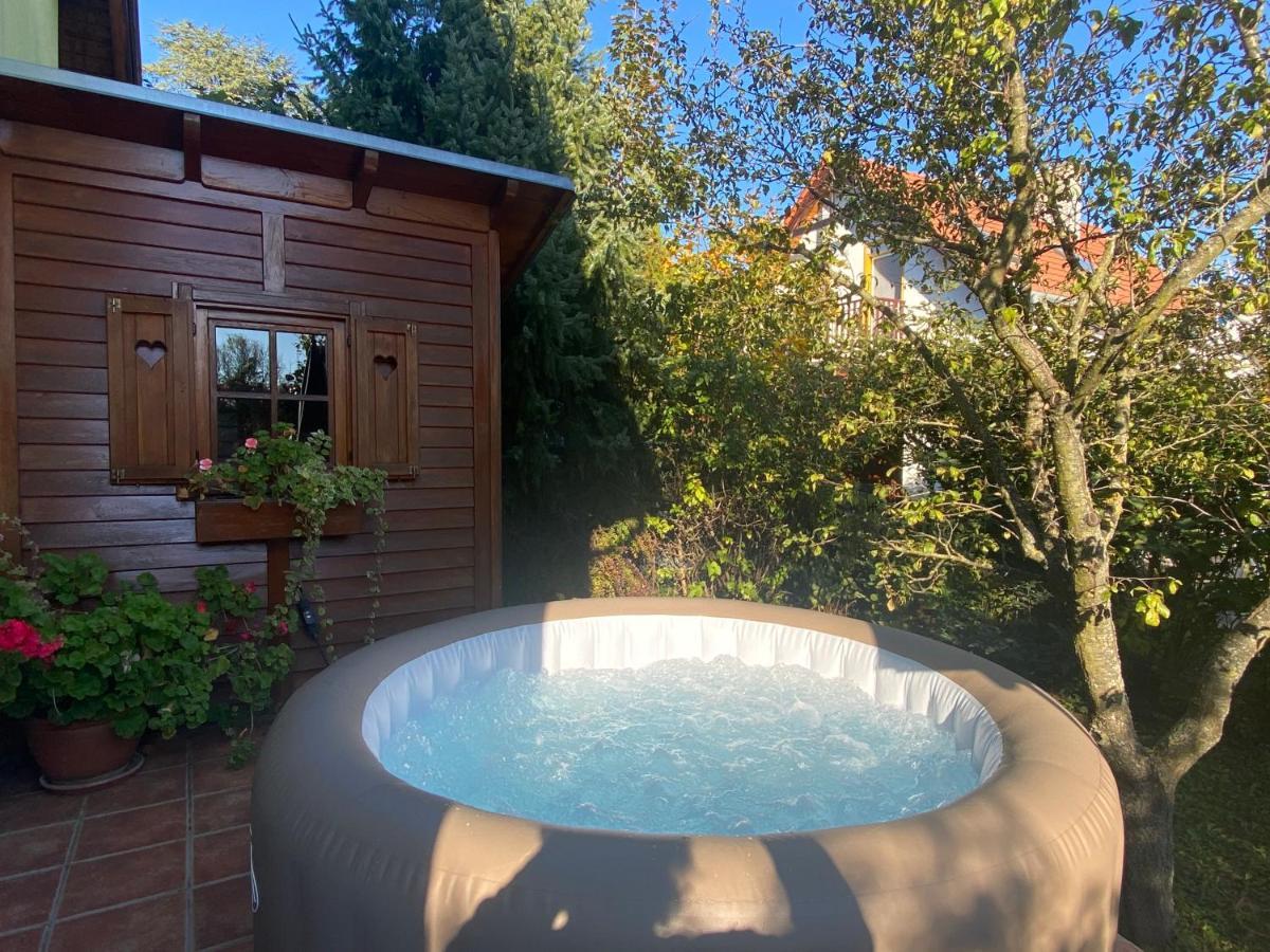 Villa Elisa ボニャルツバシュ エクステリア 写真